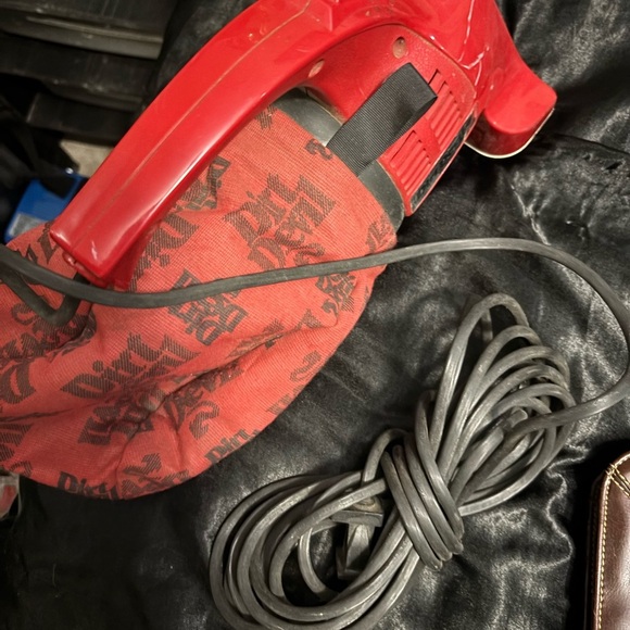 Royal Dirt Devil 103 Hand Held Vacuum Cleaner - Red Vintage Corded Tested Works - Picture 4 of 13